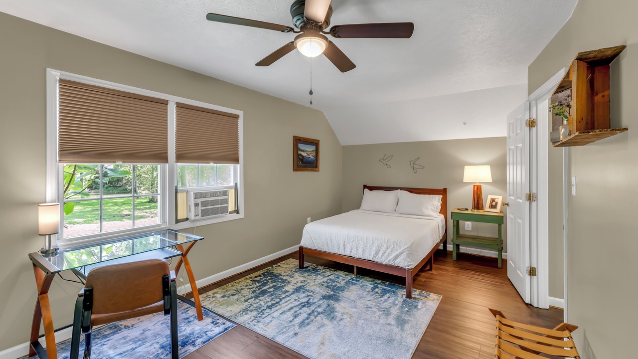 Photo of Bedroom in Bellepoint
