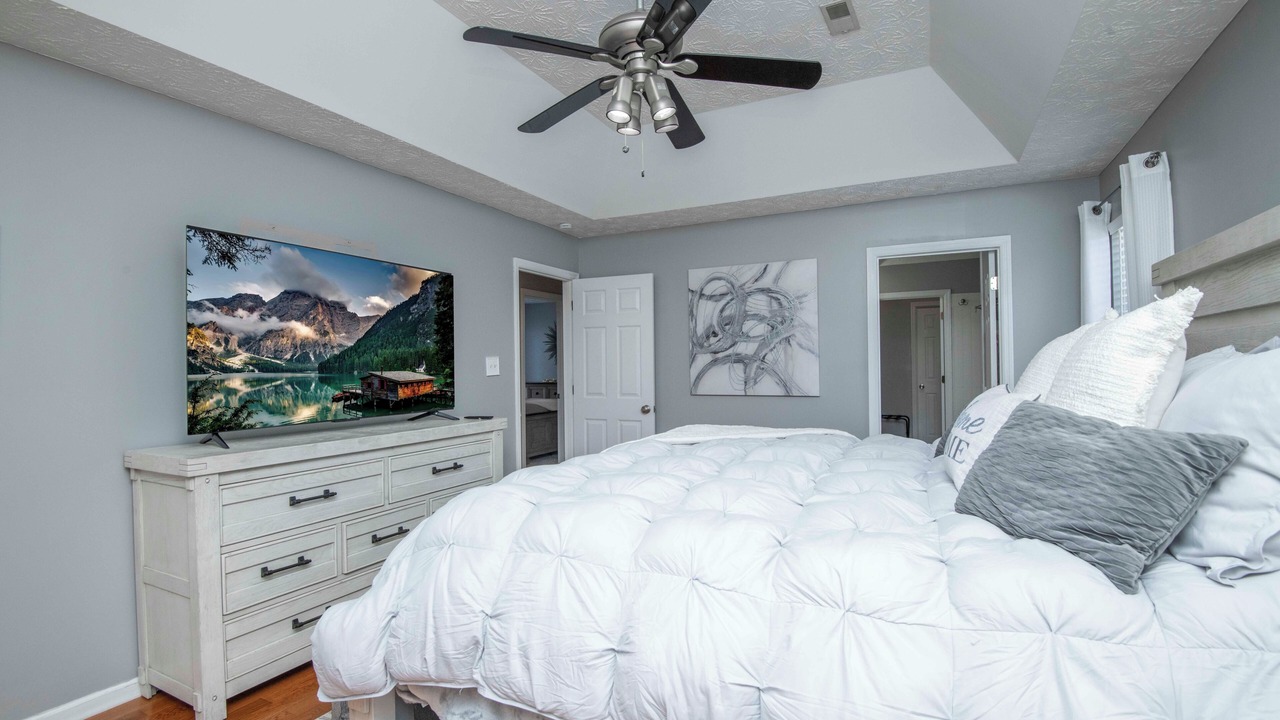 Photo of Bedroom in Knoxville