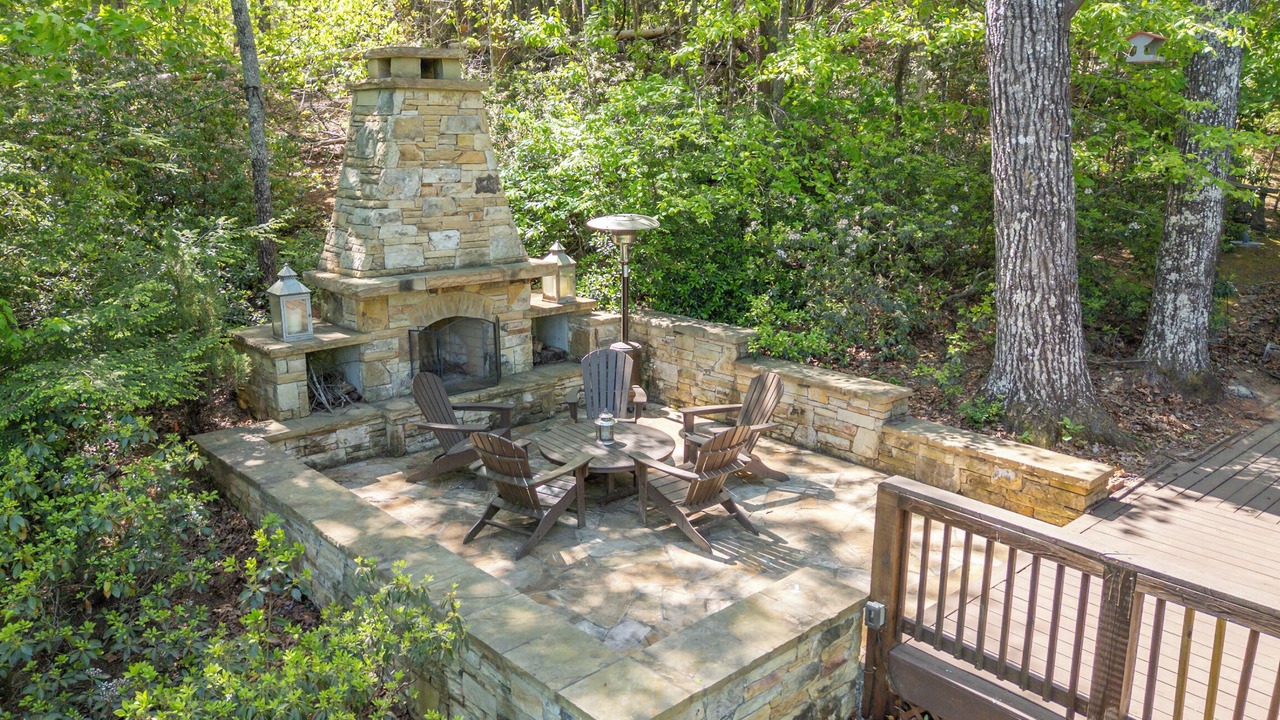 Photo of Patio Balcony in Lake Lure