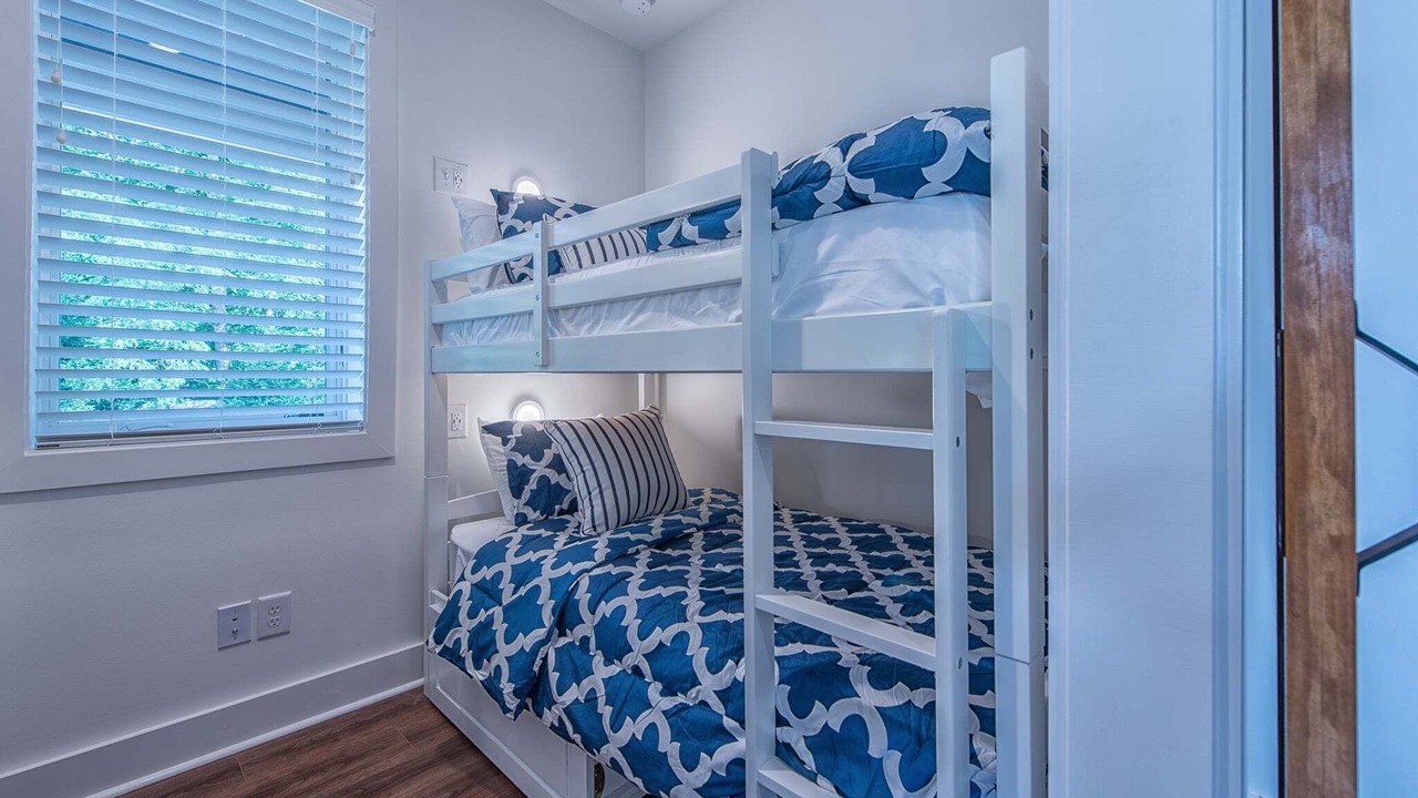 Photo of Bedroom in Lake Norman of Catawba