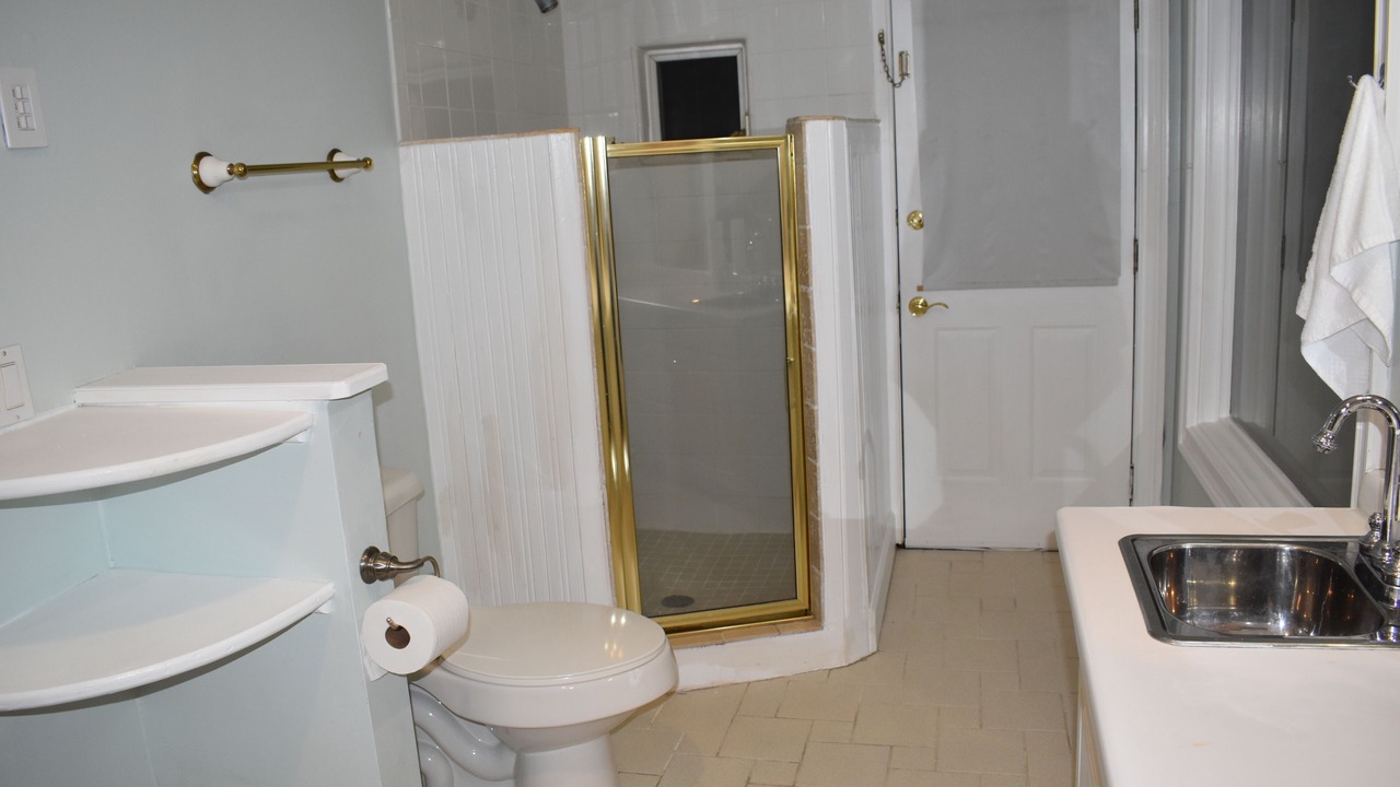 Photo of Bathroom in Suwanee