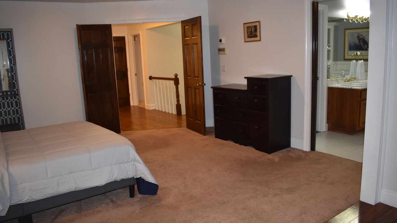 Photo of Bedroom in Suwanee