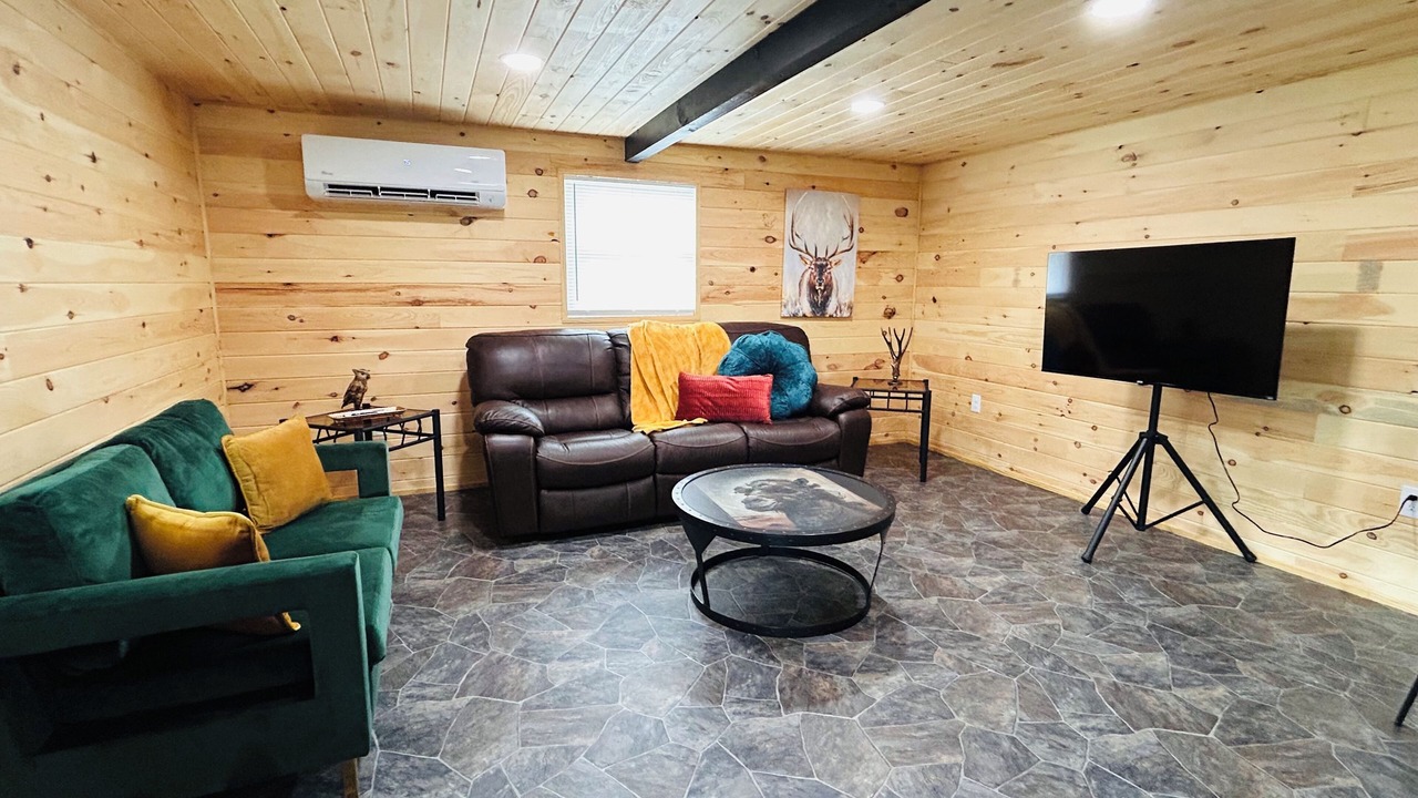 Photo of Livingroom in New Tazewell
