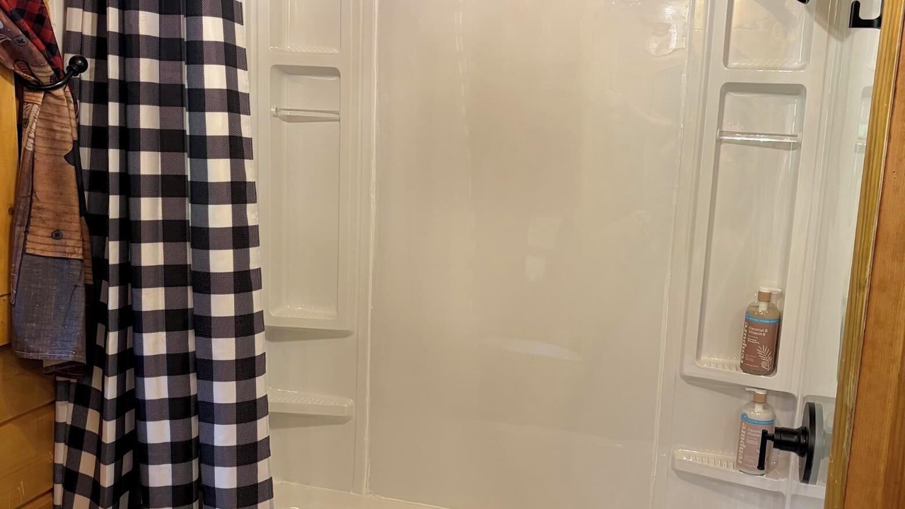 Photo of Bathroom in Dunlap