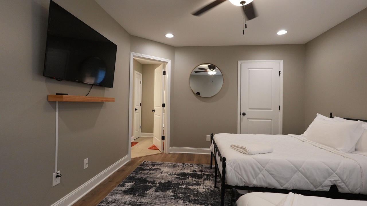 Photo of Bedroom in Knoxville