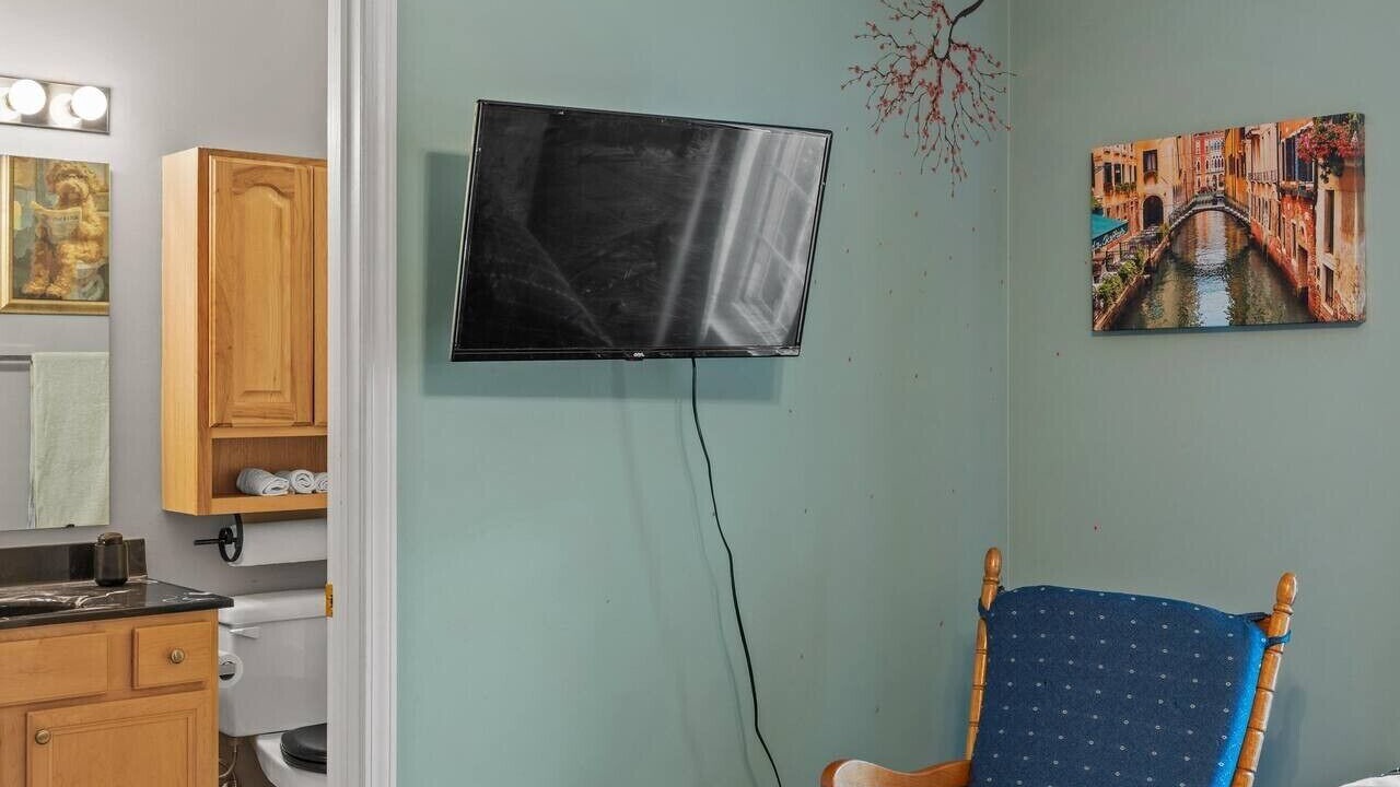 Photo of Bedroom in Owensboro