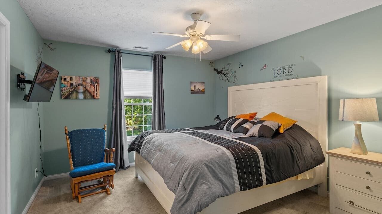 Photo of Bedroom in Owensboro