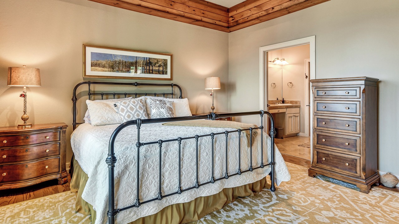 Photo of Bedroom in Mountain Air