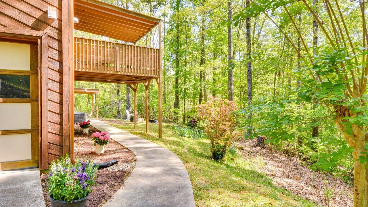 Photo of Outdoor in Toccoa