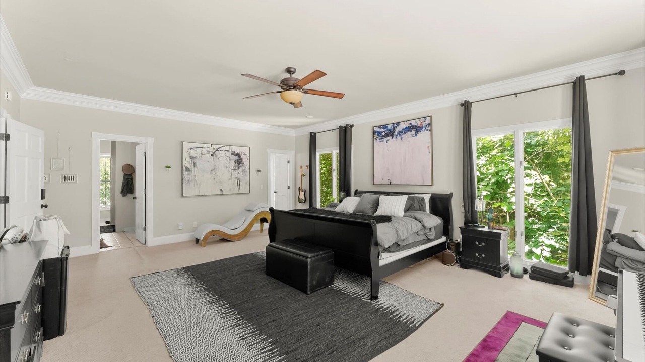 Photo of Bedroom in Sandy Springs