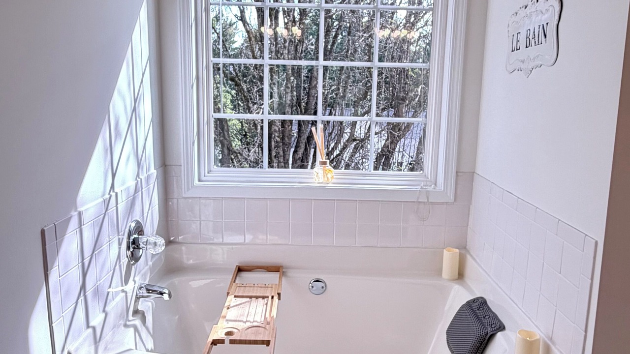 Photo of Bathroom in Suwanee