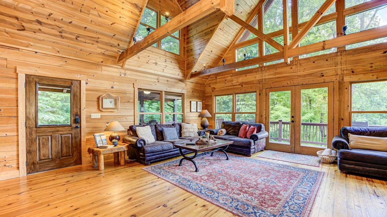 Photo of Livingroom in Tate
