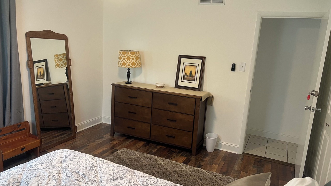 Photo of Bedroom in Newburgh