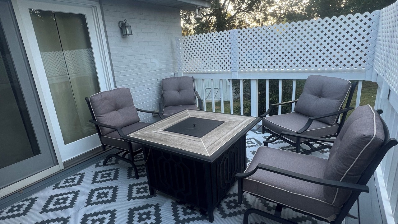 Photo of Patio Balcony in Newburgh
