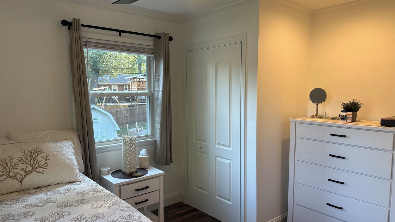 Photo of Bedroom in Newburgh