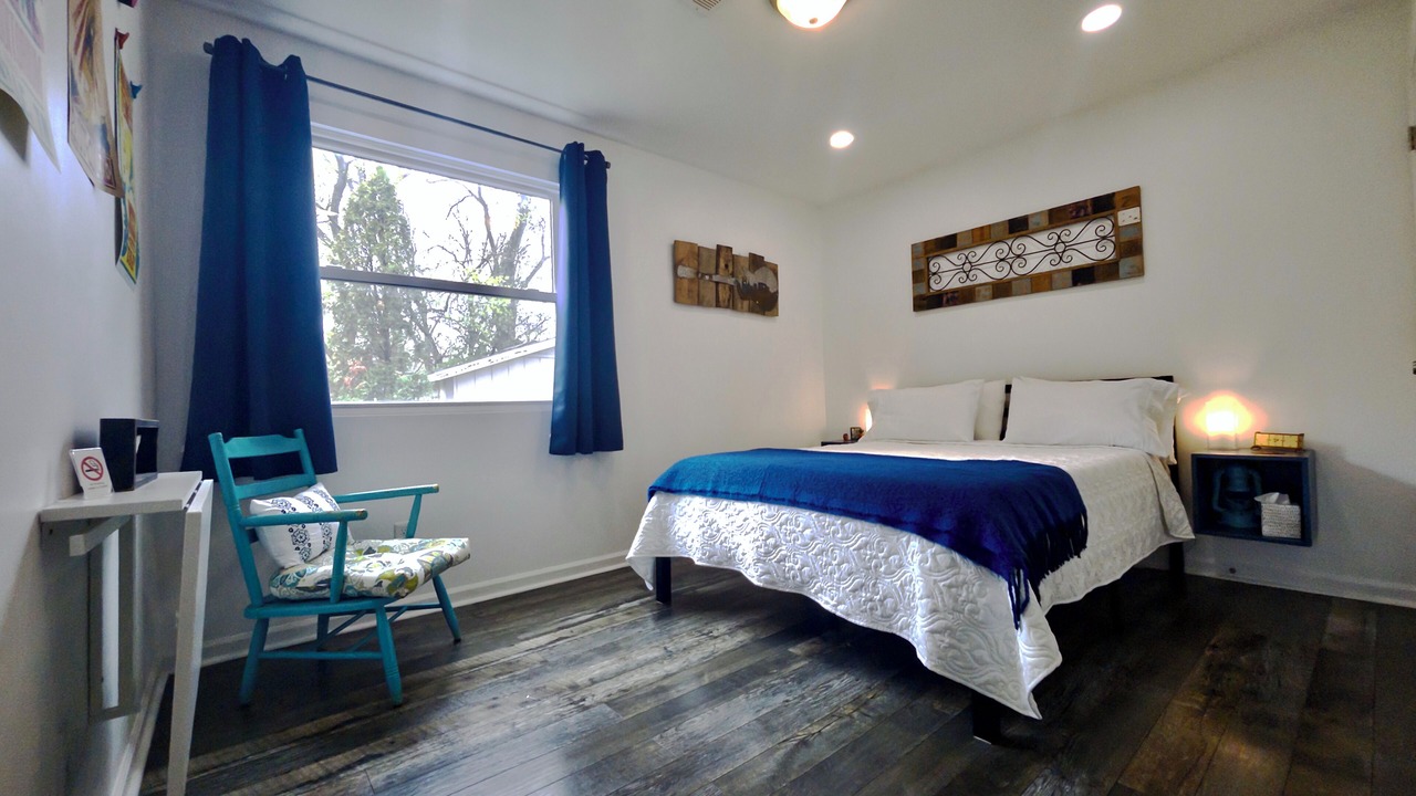 Photo of Bedroom in Inglewood