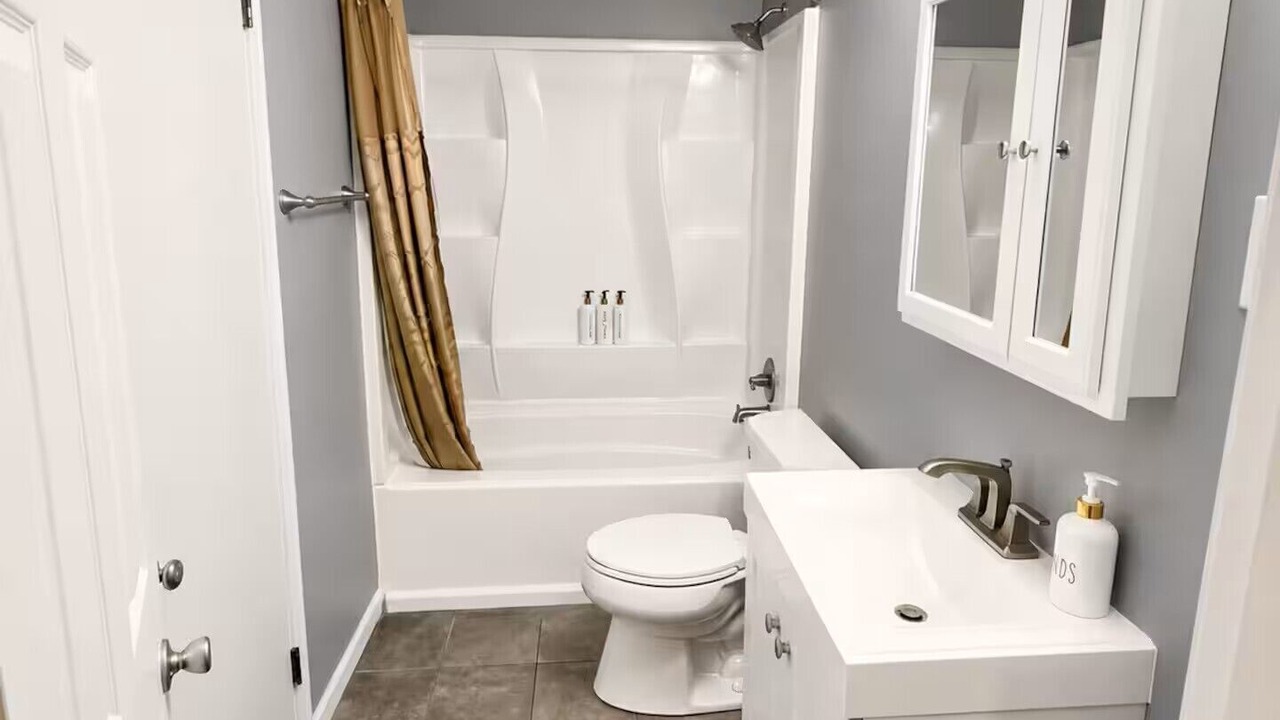 Photo of Bathroom in Mason