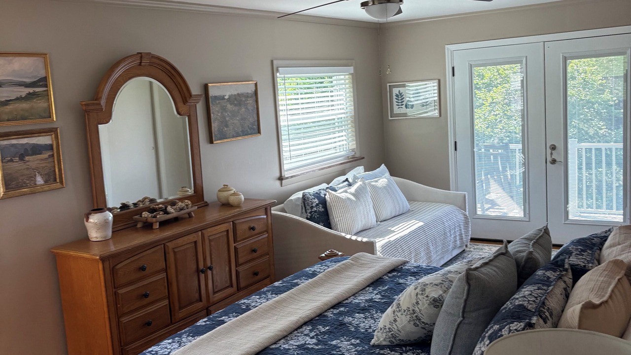 Photo of Bedroom in Rutledge