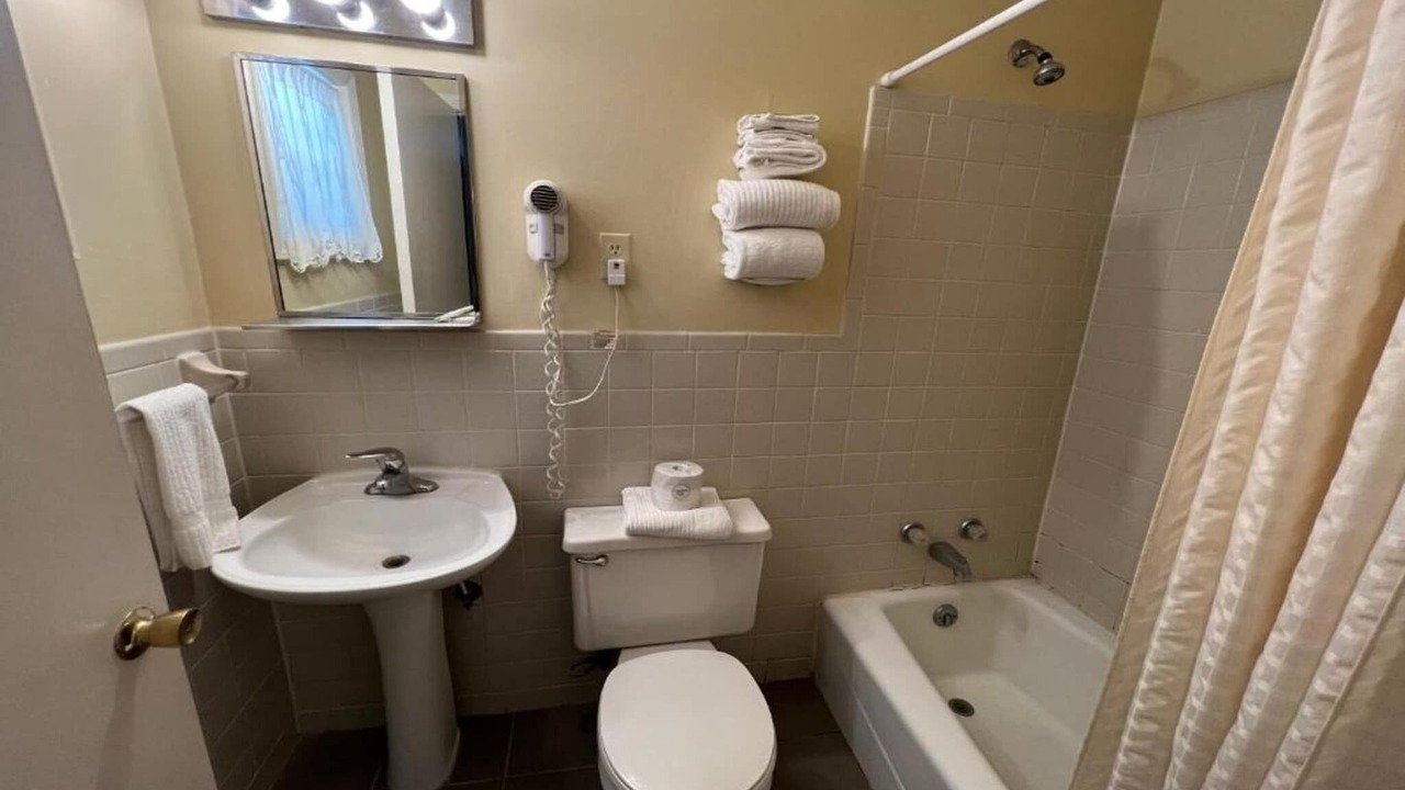 Photo of Bathroom in Natural Bridge