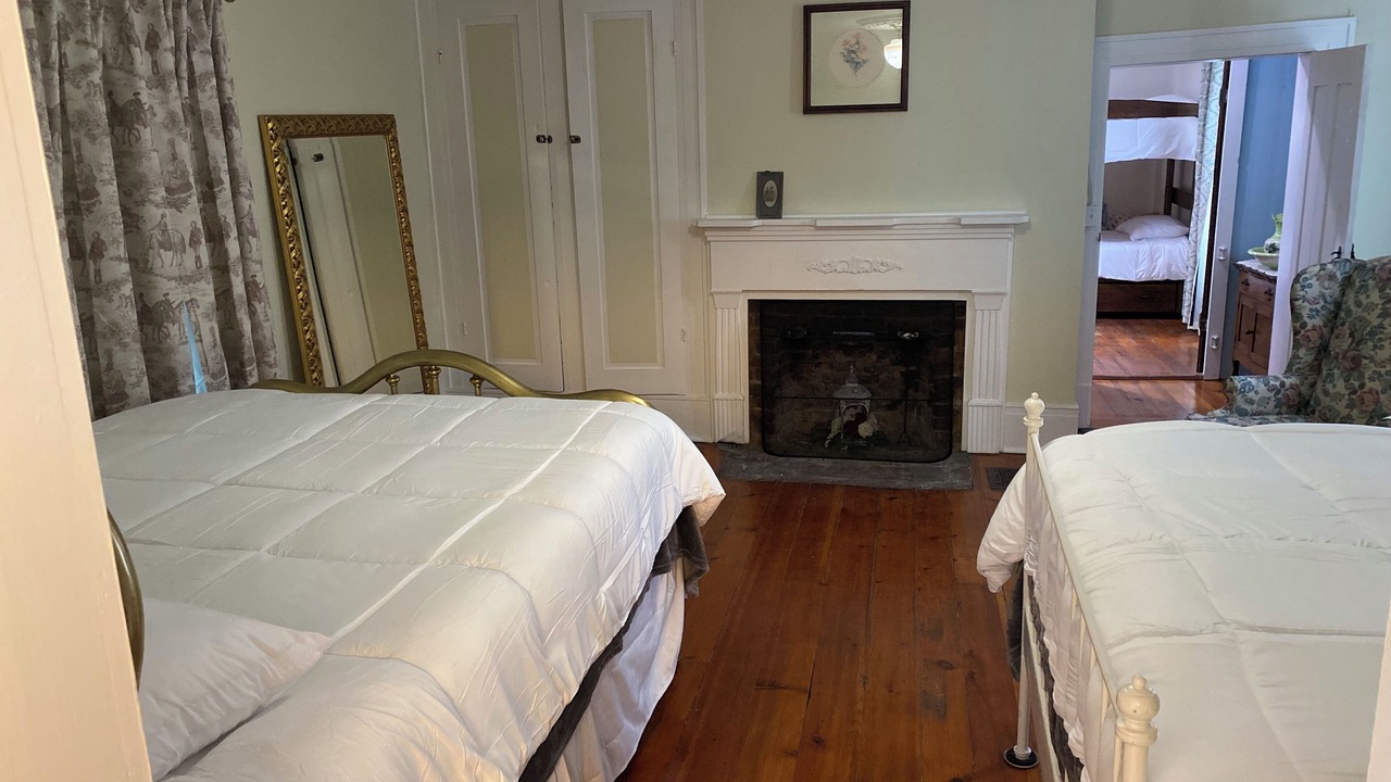 Photo of Bedroom in Upper Tract