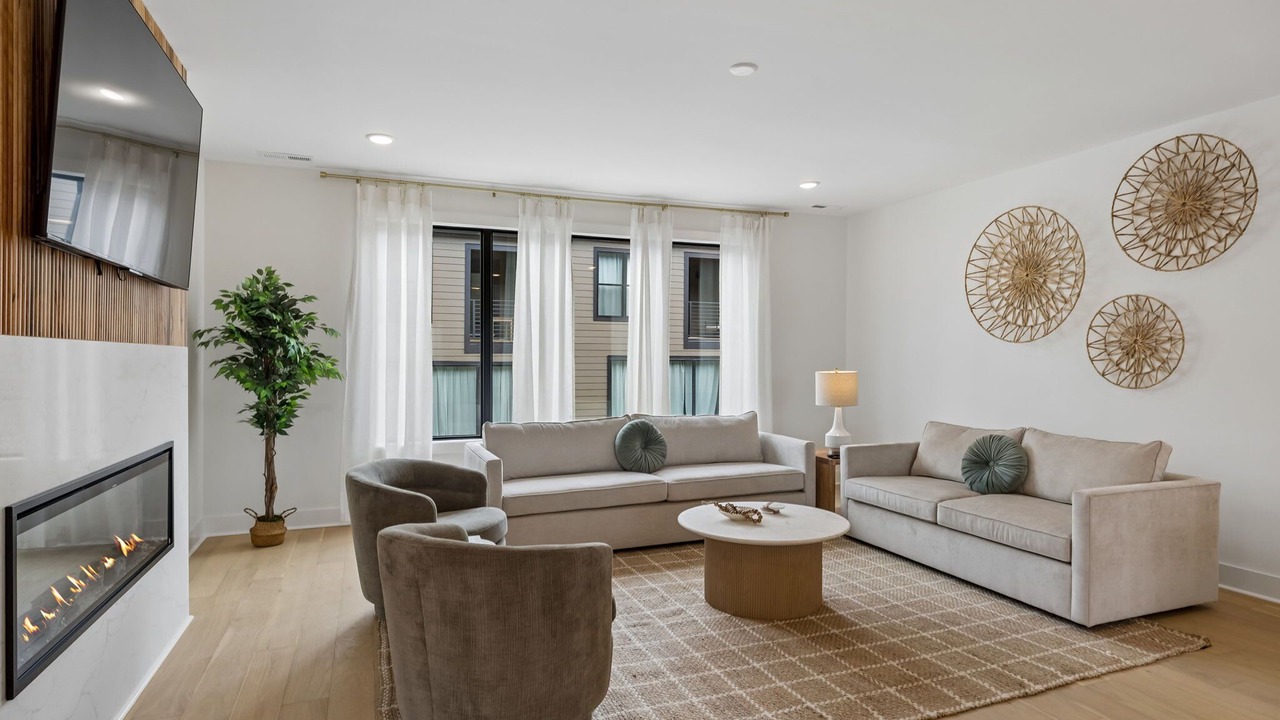 Photo of Bedroom in Hurwood Heights