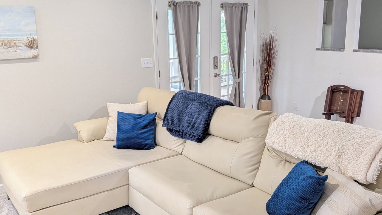 Photo of Livingroom in Dayton