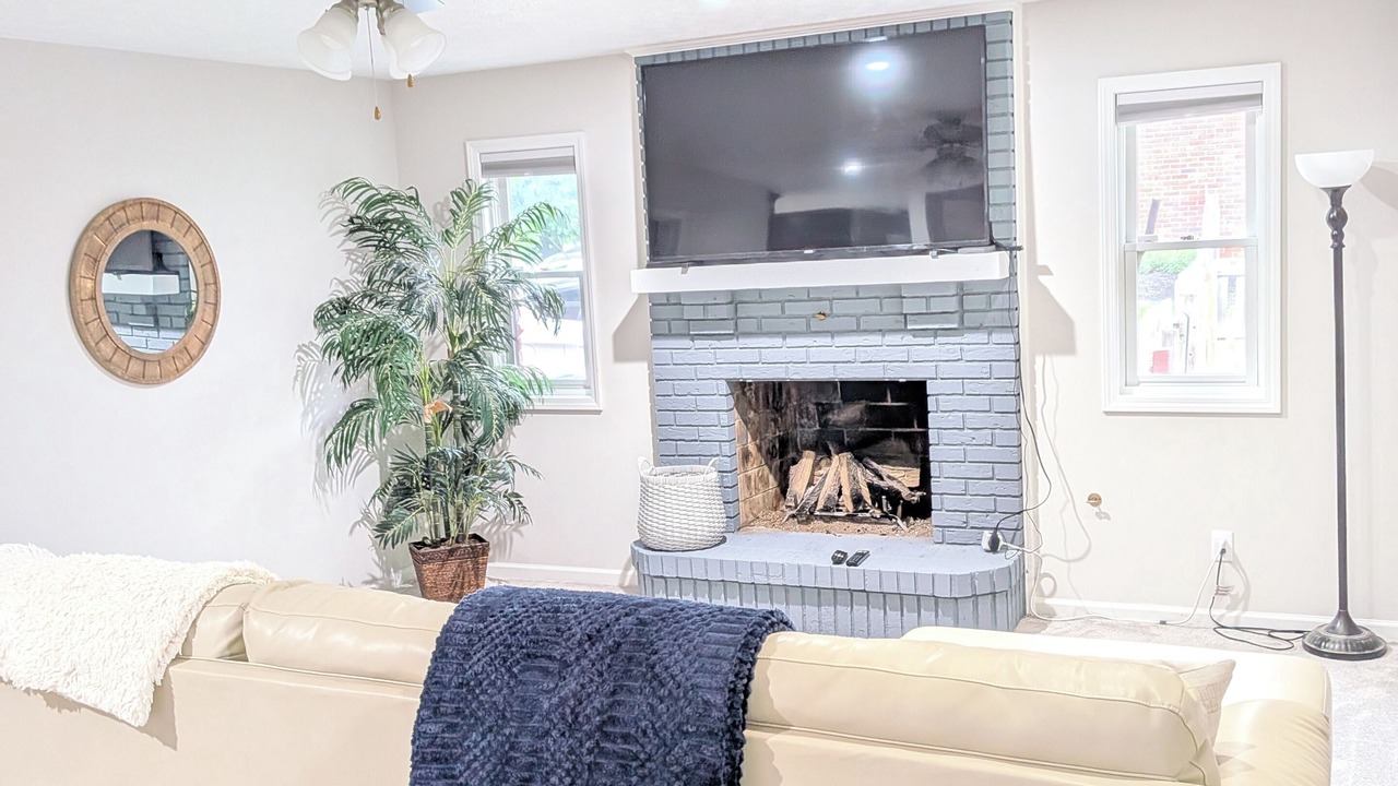 Photo of Livingroom in Dayton