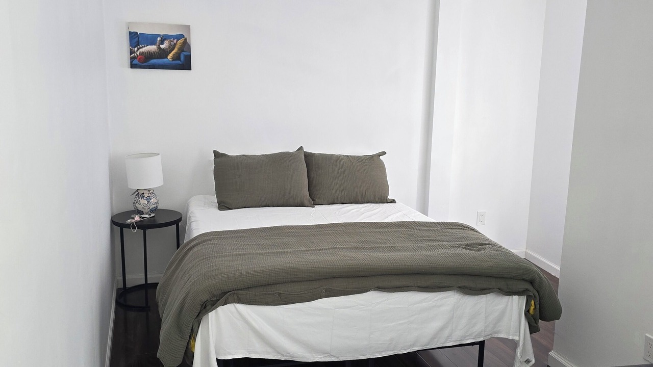 Photo of Bedroom in Clifton Heights