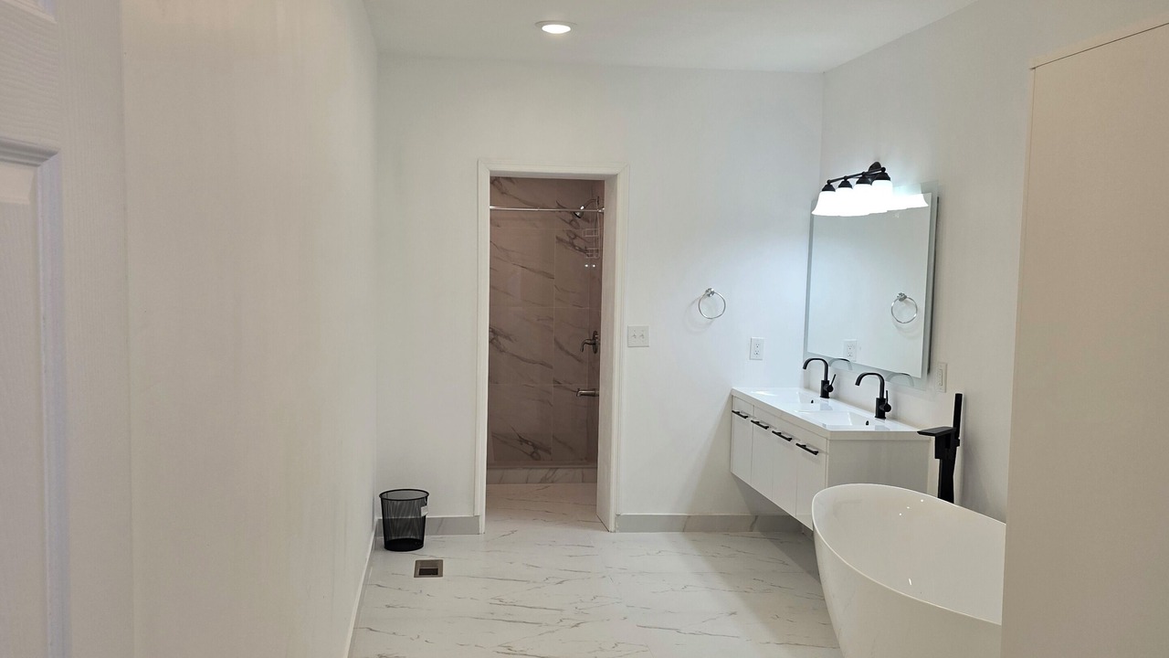 Photo of Bathroom in Clifton Heights