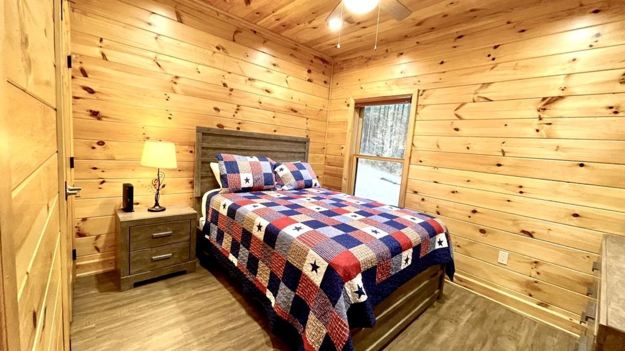 Photo of Bedroom in Tellico Plains