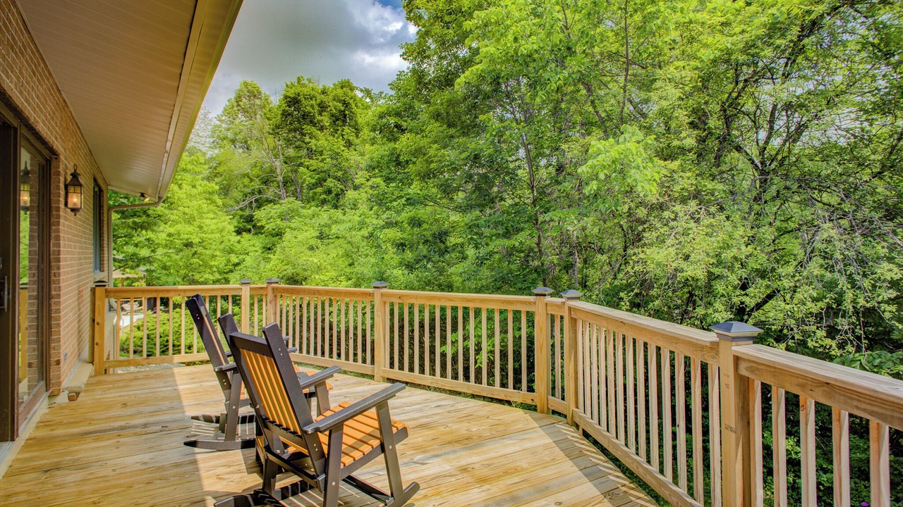 Photo of Patio Balcony in Rosewood