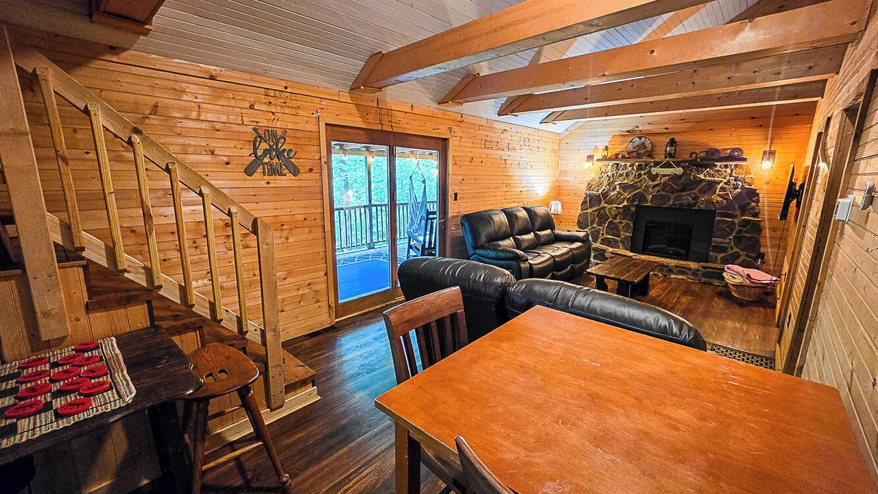Photo of Bedroom in Jamestown