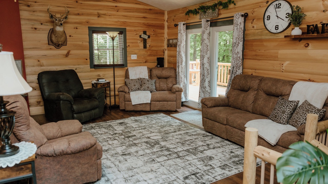 Photo of Livingroom in Shoals