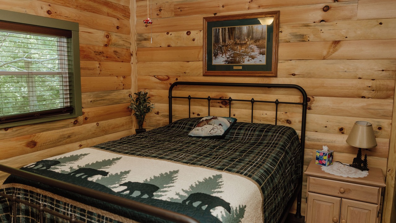 Photo of Bedroom in Shoals