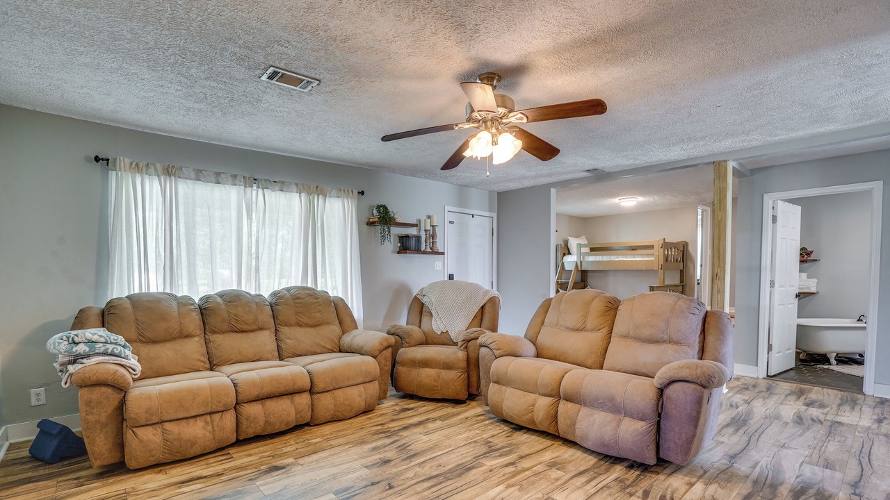 Photo of Bedroom in Almo