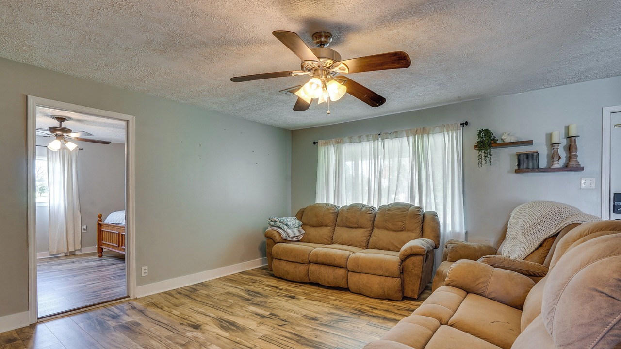 Photo of Livingroom in Almo