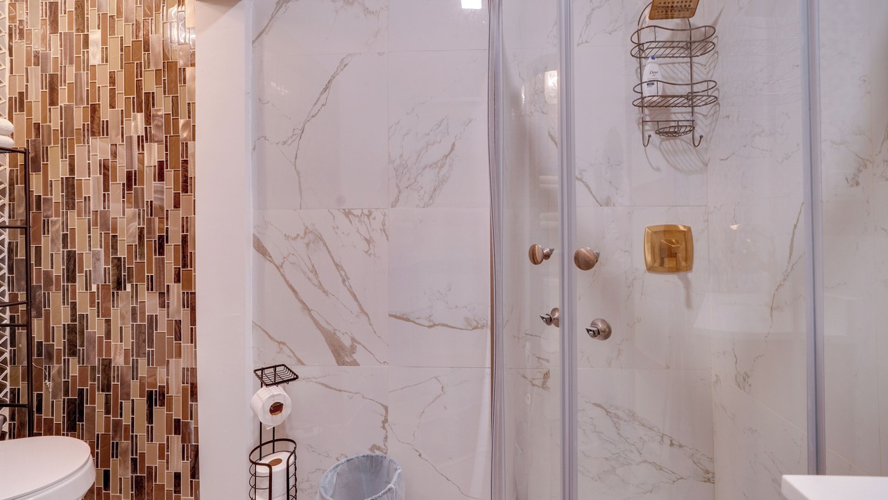 Photo of Bathroom in Bellepoint