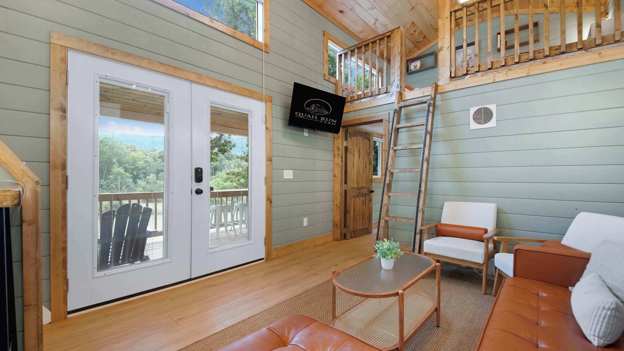 Photo of Livingroom in Lookout Valley Neighborhood Association