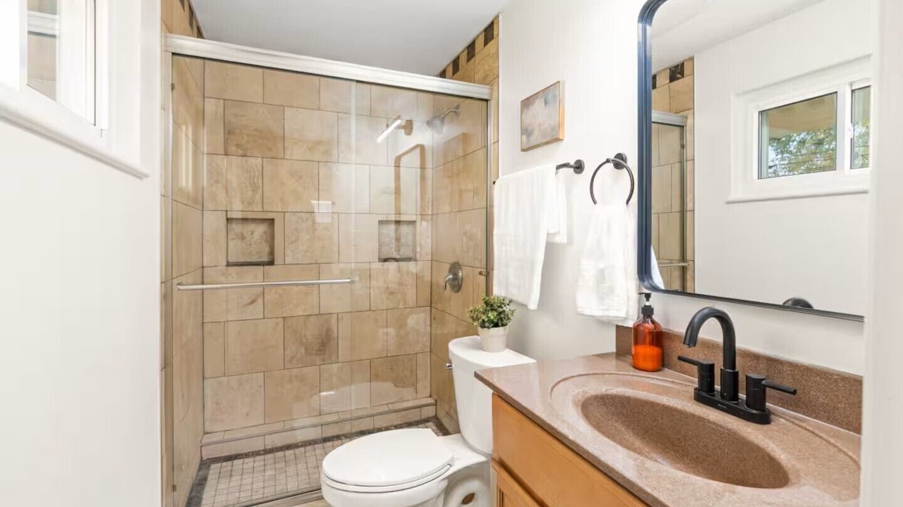 Photo of Bathroom in Reynoldsburg