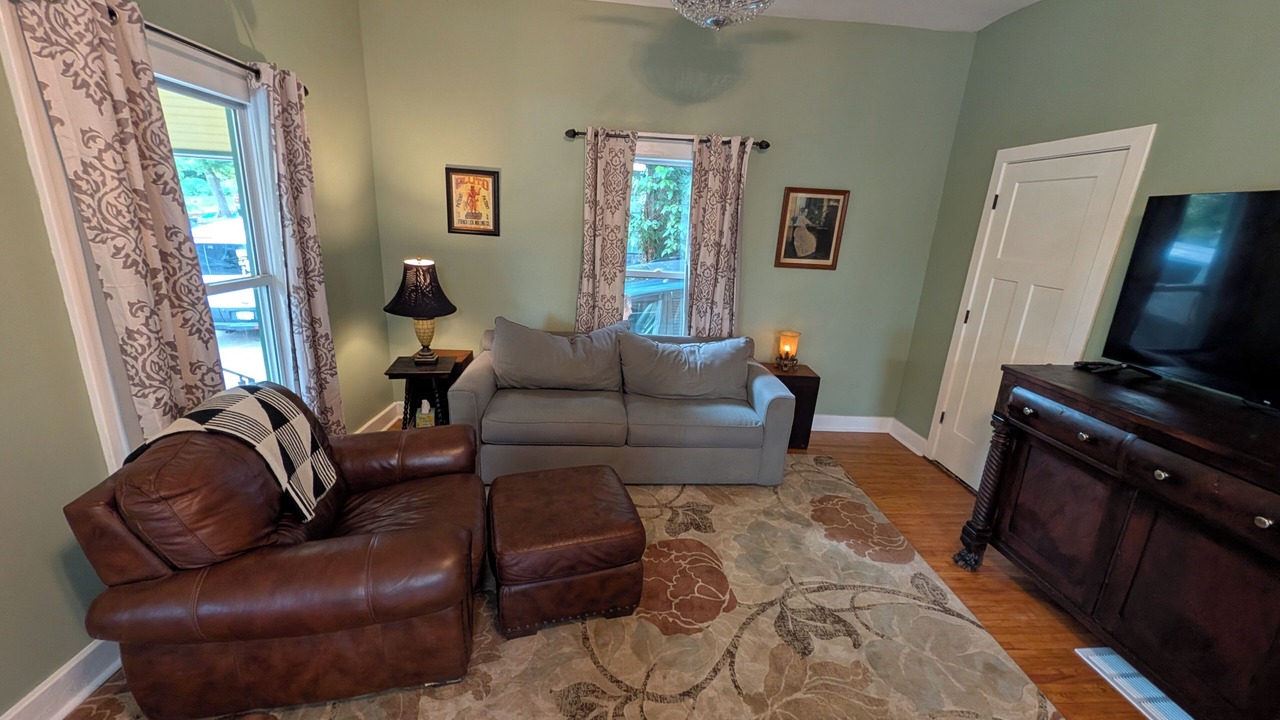 Photo of Livingroom in West Baden Springs