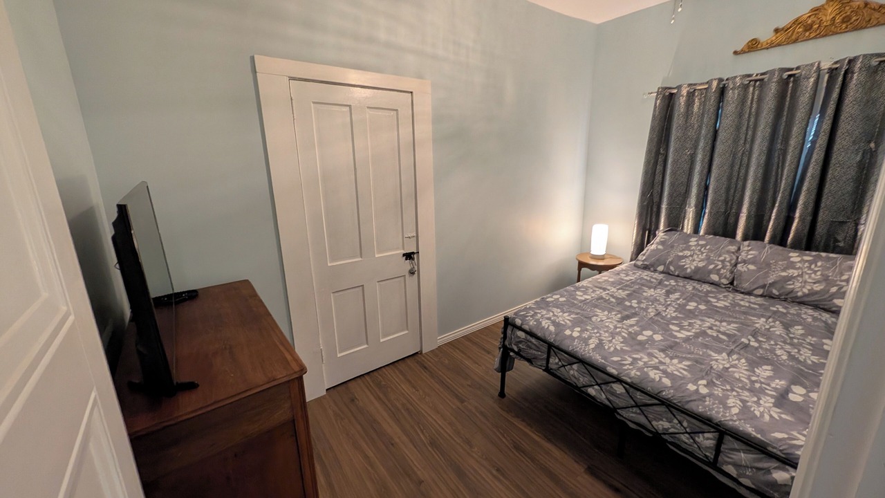 Photo of Bedroom in West Baden Springs