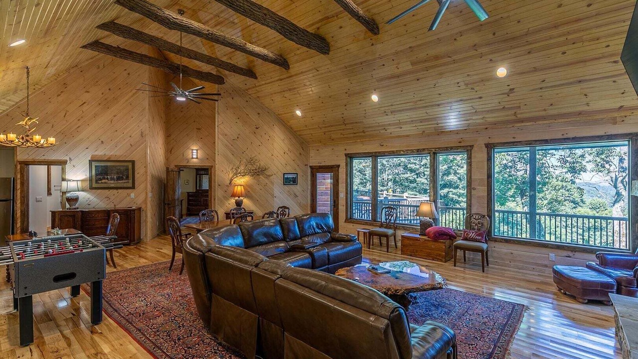 Photo of Bedroom in Blowing Rock