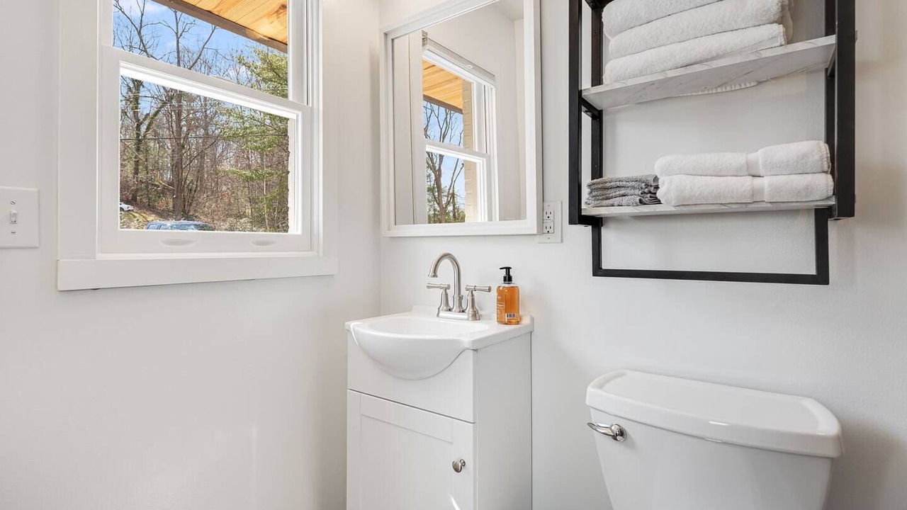 Photo of Bathroom in Hendersonville