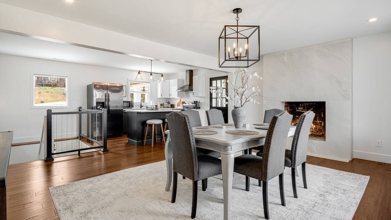 Photo of Livingroom in Hendersonville