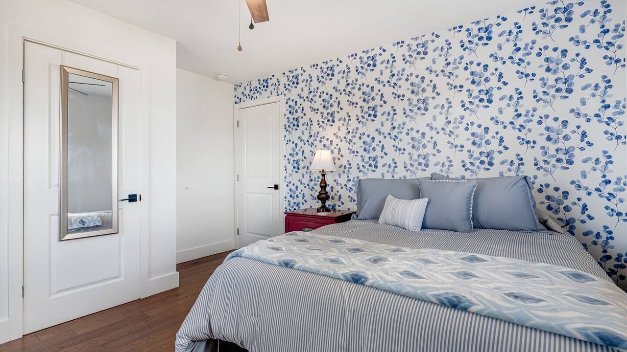 Photo of Bedroom in Hendersonville