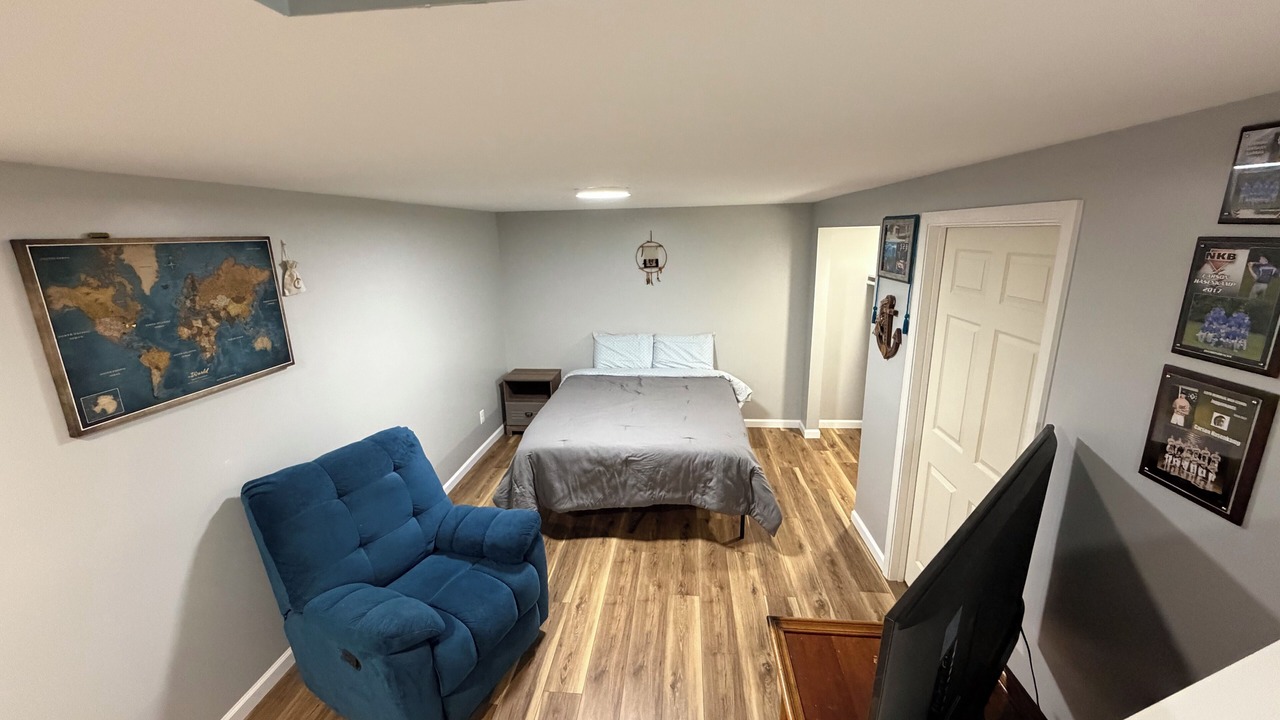 Photo of Bedroom in Elsmere