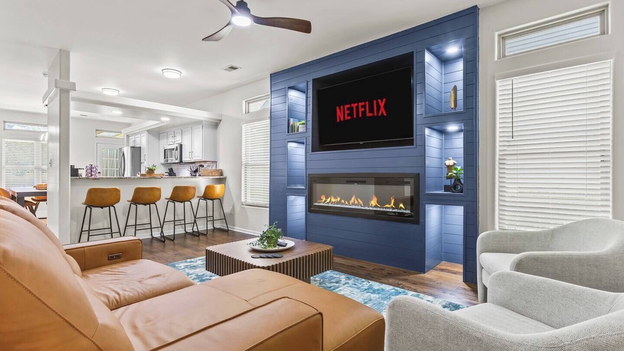 Photo of Livingroom in Lexington