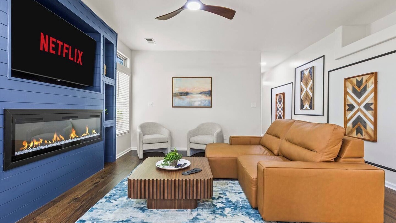 Photo of Livingroom in Lexington