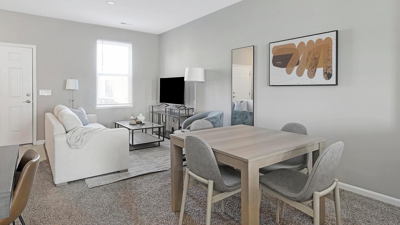 Photo of Livingroom in Canal Winchester