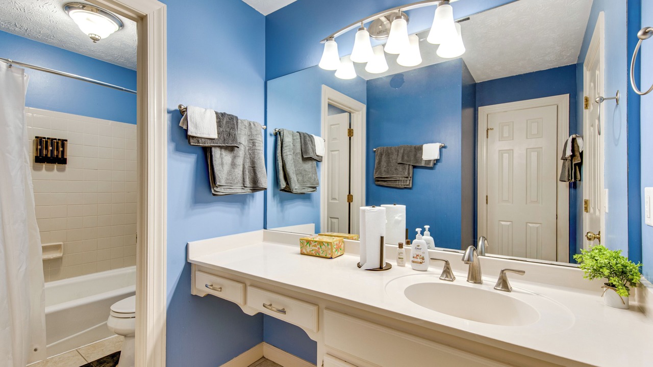 Photo of Bathroom in Northlake